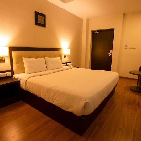 Grand Arcadia Hotel Tiruchirappalli Exterior photo