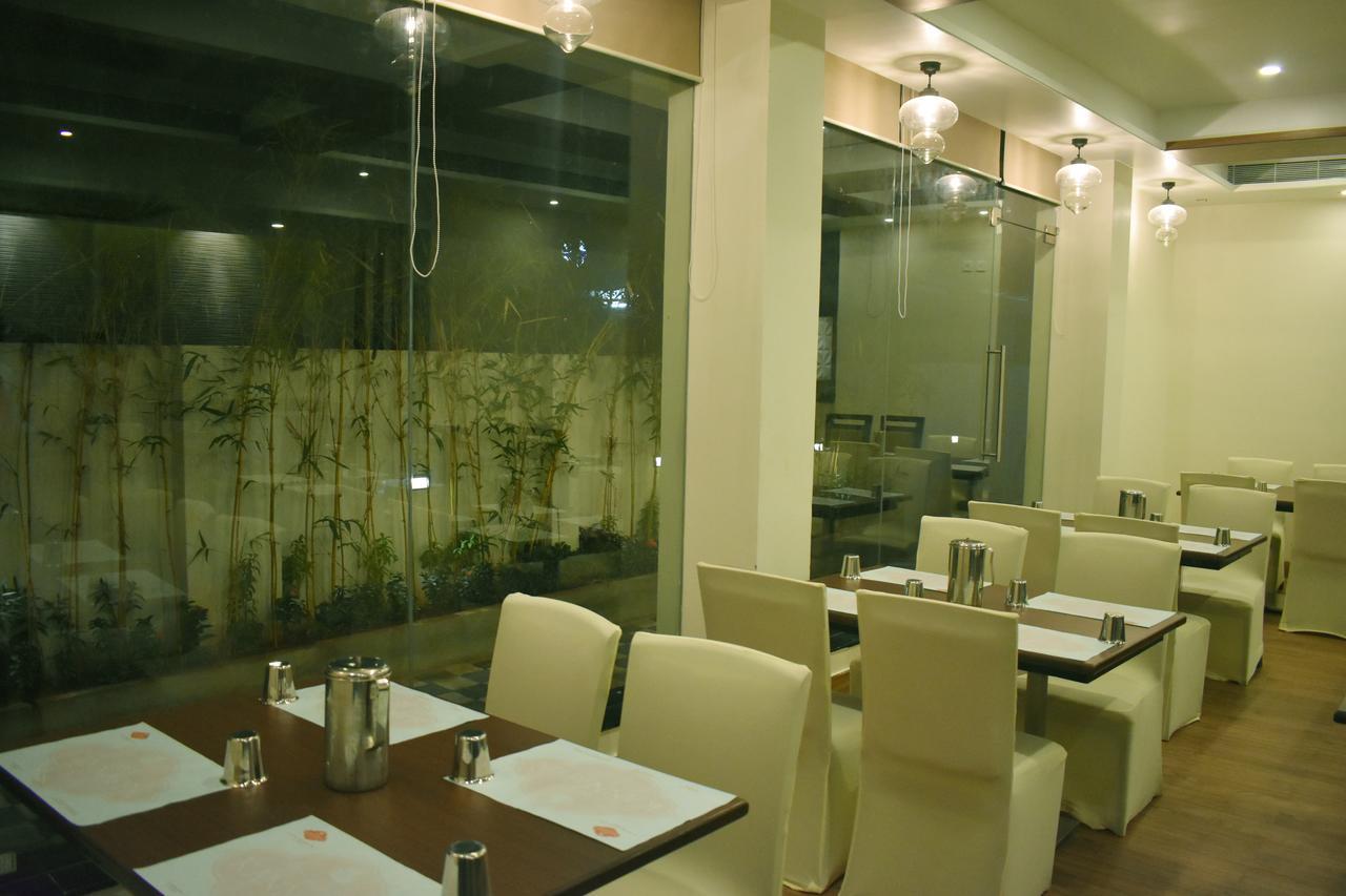 Grand Arcadia Hotel Tiruchirappalli Exterior photo