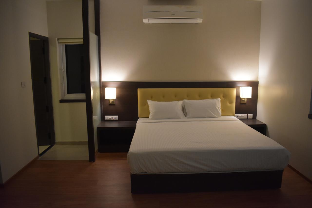 Grand Arcadia Hotel Tiruchirappalli Exterior photo